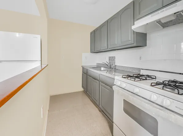 140 West 175th Street image 28 of 29