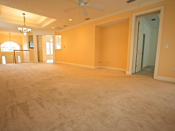 4th image of 138 Sunset Cir S