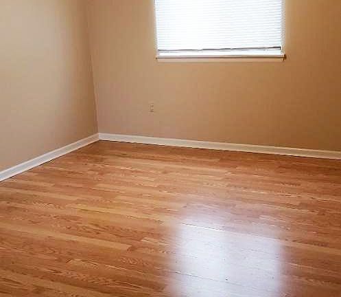 3rd image of 448 Goddard St APT 2