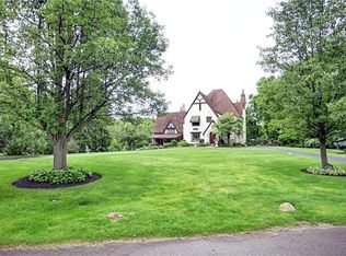 3548 Springdale Dr, Dayton, OH 45419