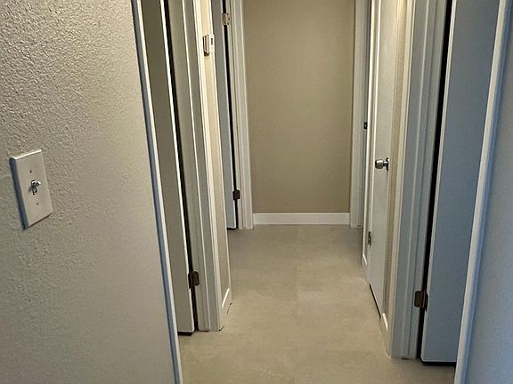 4th image of 4009 W Navajo Dr