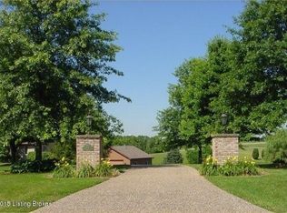 4641 Grand Dell Dr, Crestwood, KY 40014