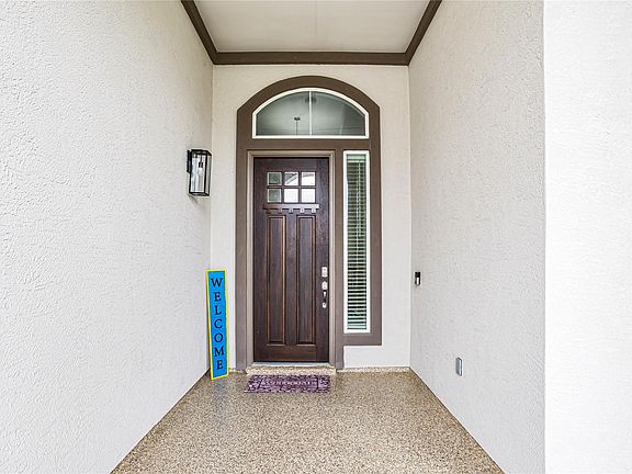 4th image of 6721 Empresa Dr