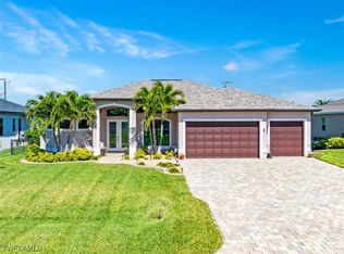 1811 SW 40th Ter, Cape Coral, FL 33914