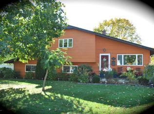 8 Overhill Rd, Matawan, NJ 07747