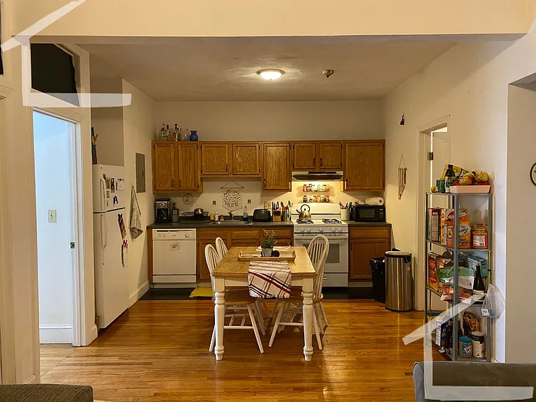 15 Cummings Rd #2 — Photo 6