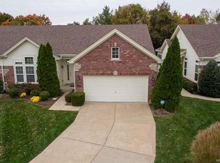 302 Solar Terrace Ct, Chesterfield, MO 63017