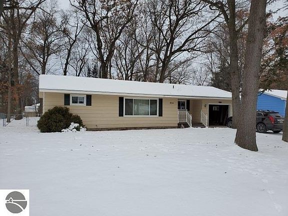 3rd image of 954 S Forestlane Dr
