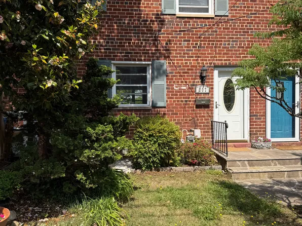 207 Tennessee Ave, Alexandria, VA 22305