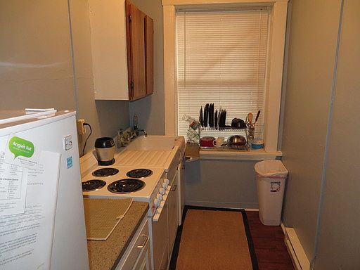 2nd image of 3016 1st Ave APT 204