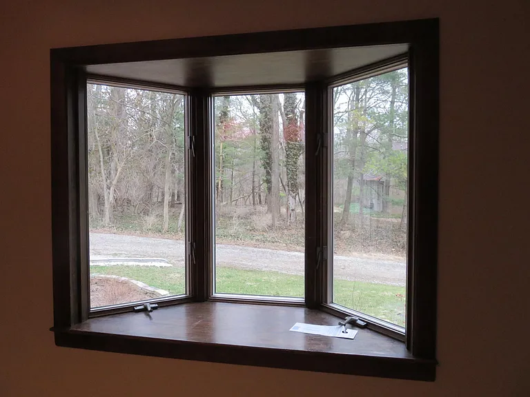 kitchen bay window