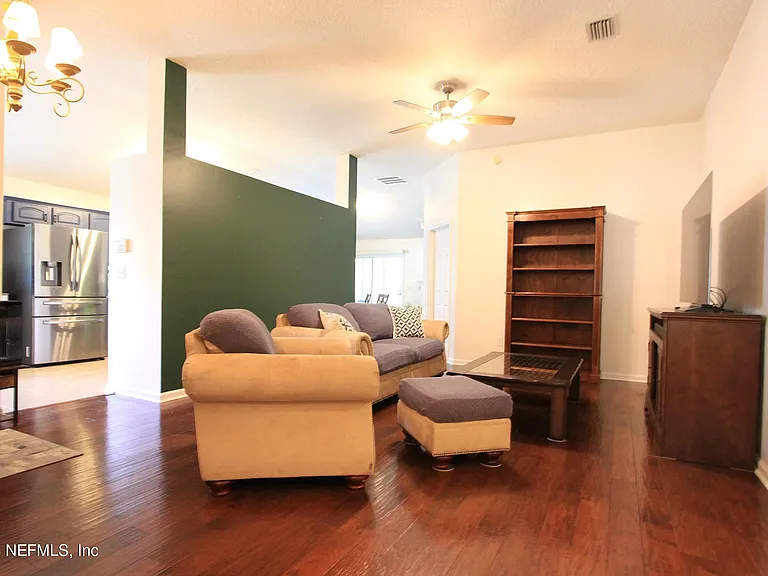 509 Candyroot Ct — Photo 5