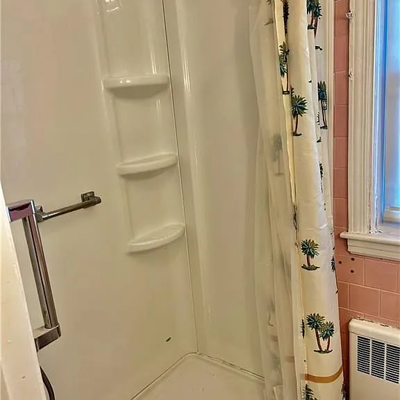 2 Locust Ave — Photo 9