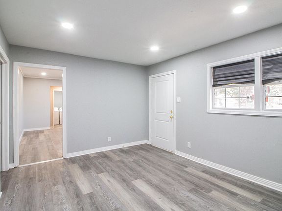 5th image of 3003 Grinnell St