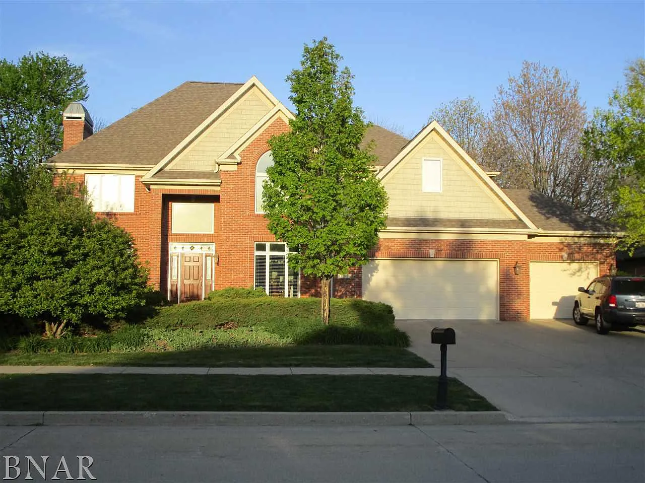 2103 Foxtail Rd photo 1