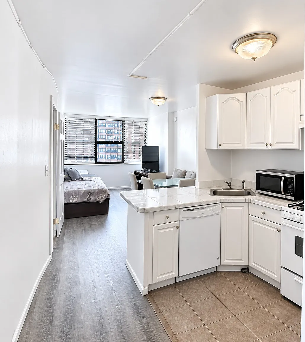 1 bed, 600 sqft, $2,495 — Photo 2