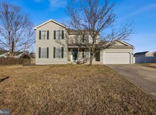 632 Campus Dr, Williamstown, NJ 08094