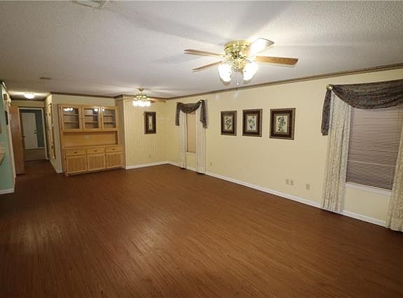 4th image of 101 Azalea Dr