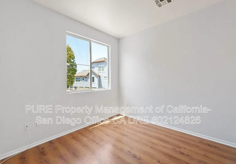 2703 Apricot Ct — Photo 12