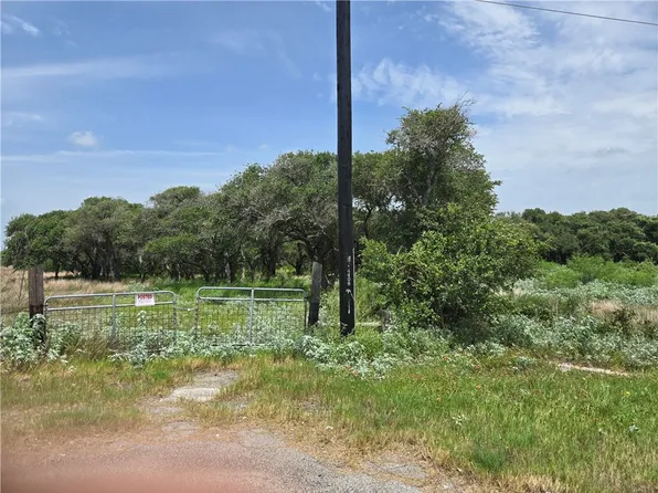 2761 Highway 35 Byp, Rockport, TX 78382