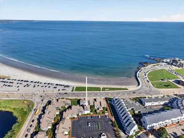 20 Narragansett Ave Unit 300, Narragansett, RI 02882