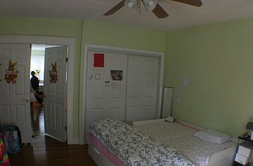 4th image of 196 Glenwood St