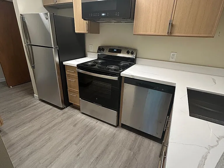 Twin Cedars Apartments — Photo 9