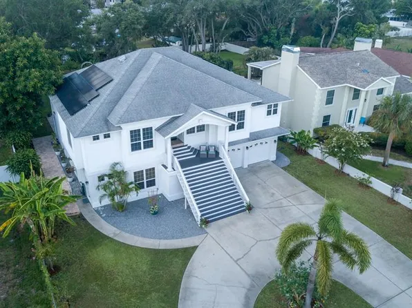 1605 Gulf Rd, Tarpon Springs, FL 34689
