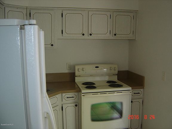 4th image of 202 E Towne Pl #0