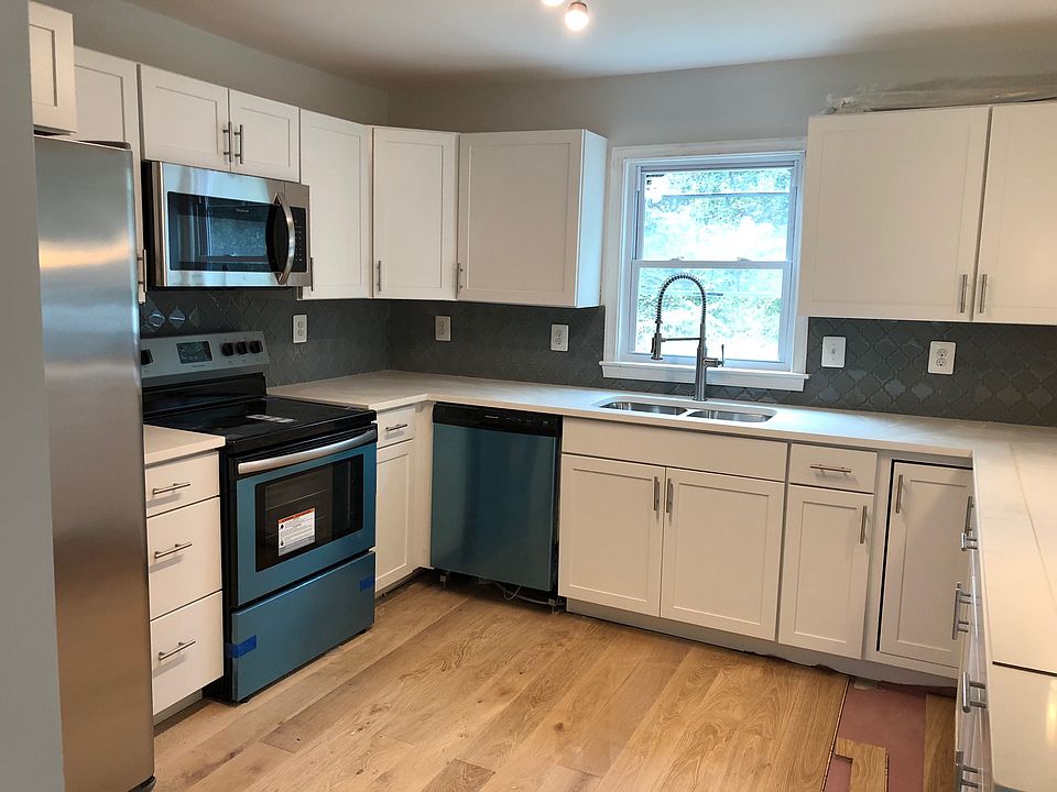 1st image of 1807 Parkside Dr