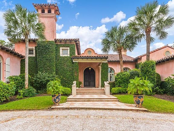 3rd image of 119 Hawkins Island Cir