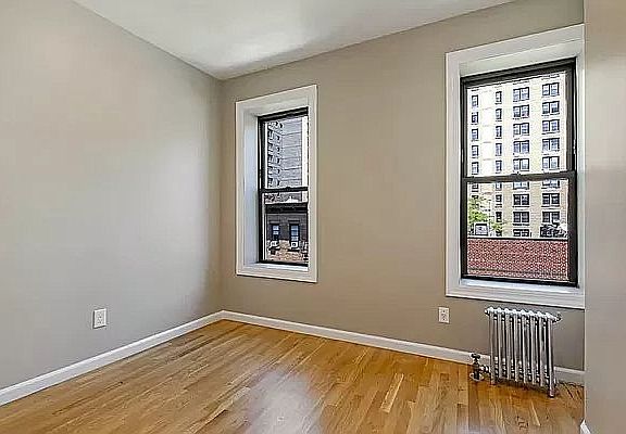 5th image of 314 E 78th St #23