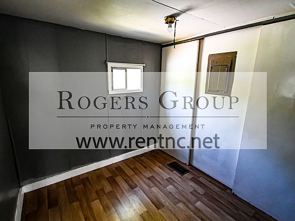 2nd image of 124 Park Dr