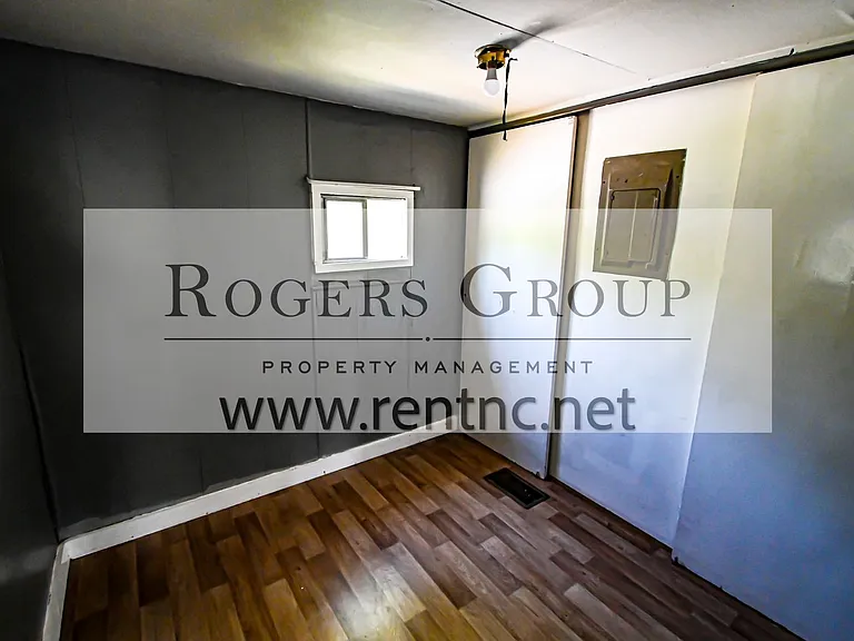 124 Park Dr — Photo 2