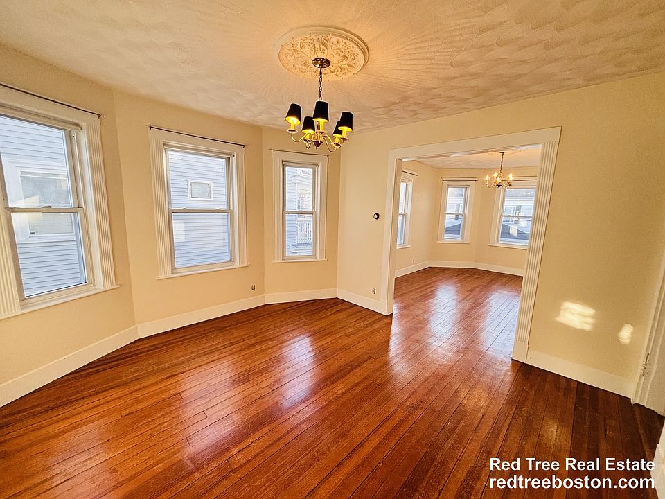 1st image of 39 Montfern Ave #1