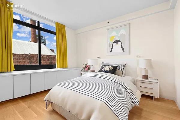 Sold by Sotheby's International Realty | media 10