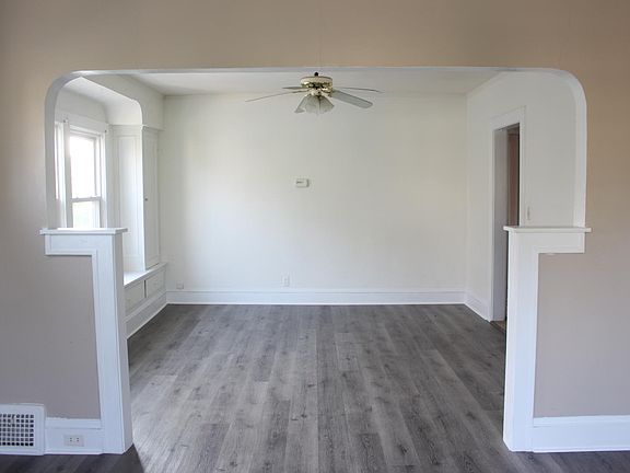 3rd image of 2196 Elbur Ave