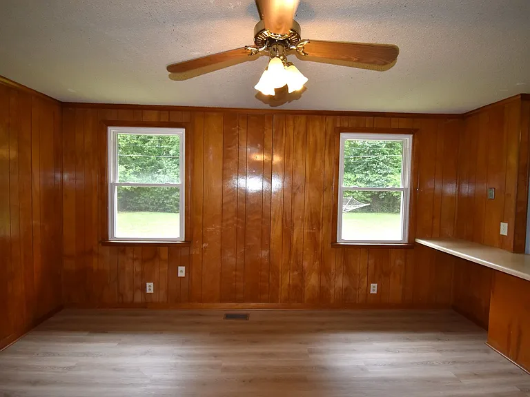 2602 Burch Rd — Photo 4