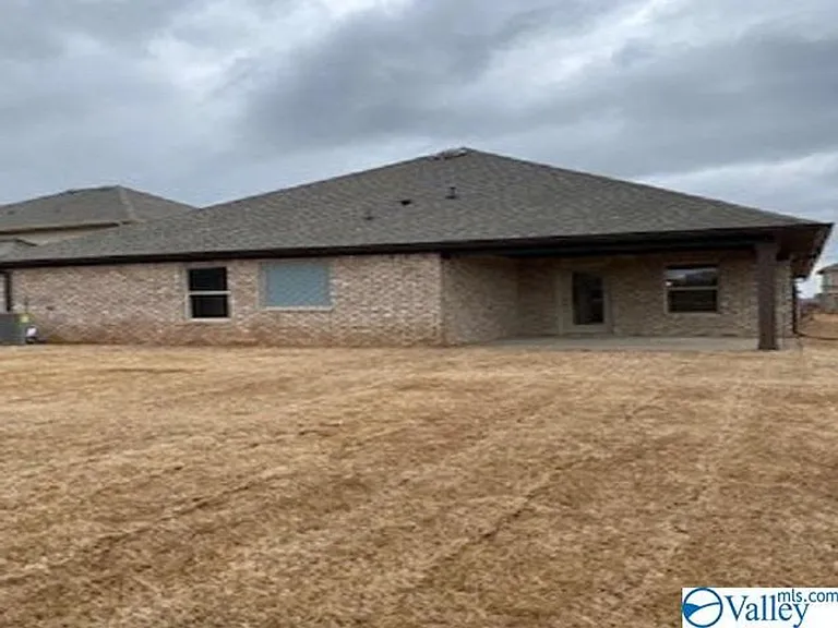 152 Sublett Dr — Photo 16