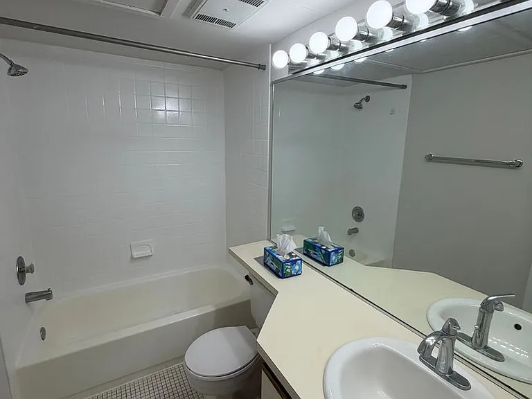 237 Chestnut St #1-405 — Photo 9