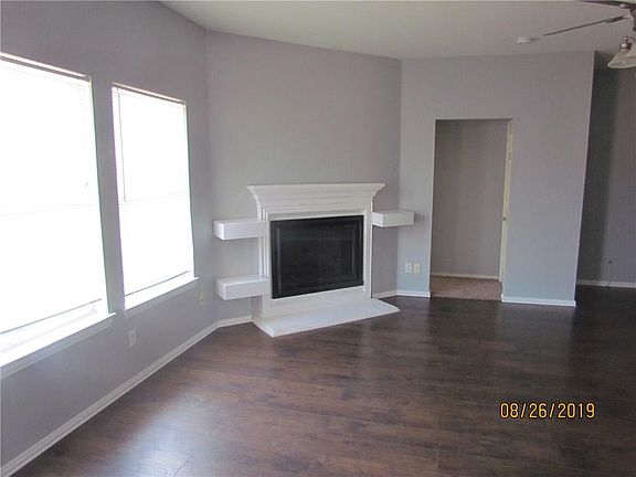 3rd image of 319 Rock Ct