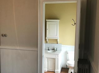 32 Lloyd Ave, Providence, RI 02906