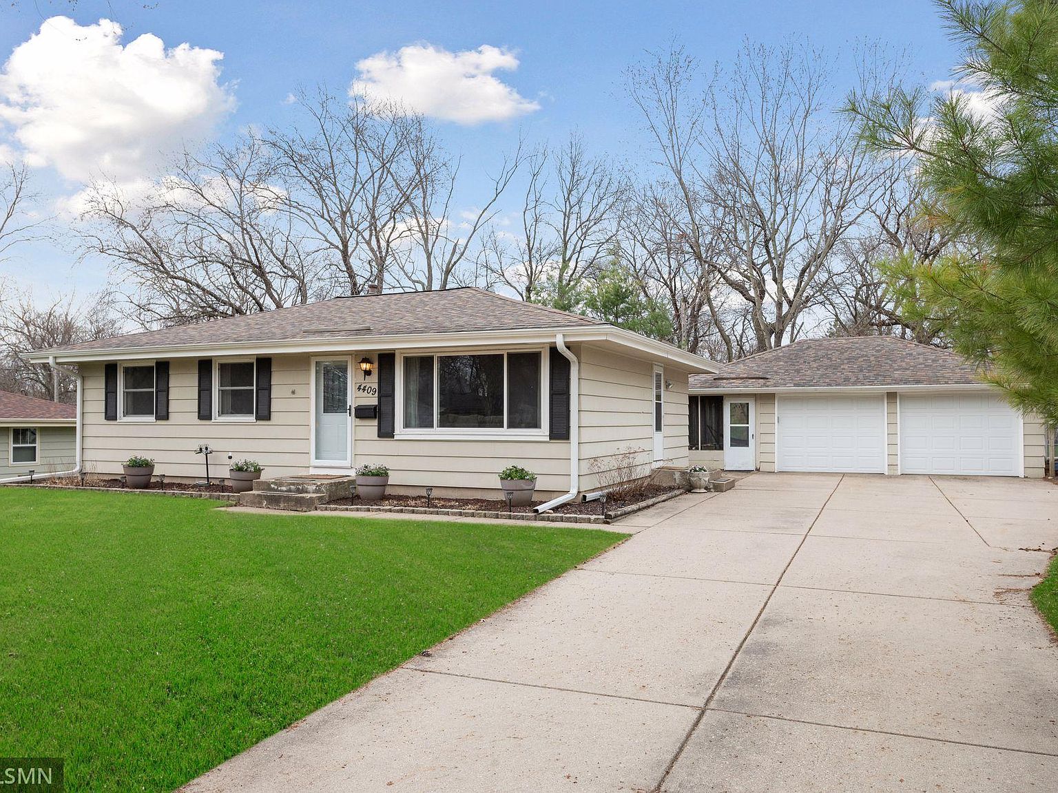 4409 Poplar Bridge Rd, Bloomington, MN 55437 Zillow