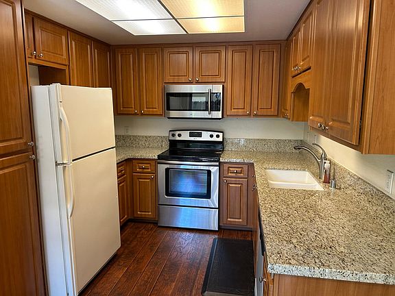 2nd image of 5313 Winfield Way APT 1