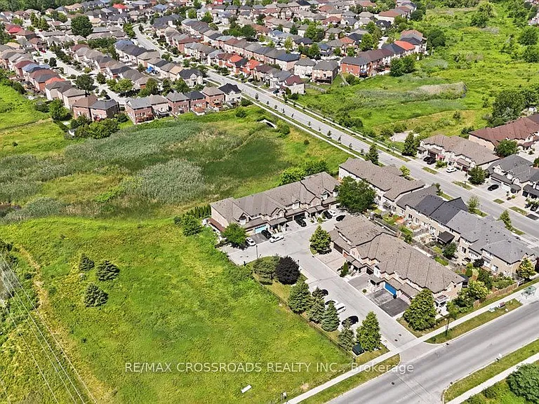 8 Culver Ln — Photo 34