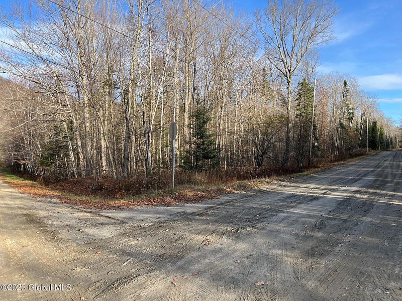 3rd image of L46131 Lakeview Lane