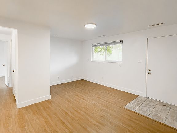 2nd image of 183 W 975 N #187