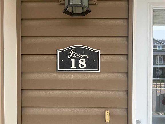 3rd image of 45 Keystone Ter W #18