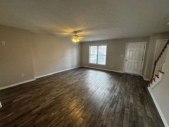 3rd image of 239 Northwynd Cir