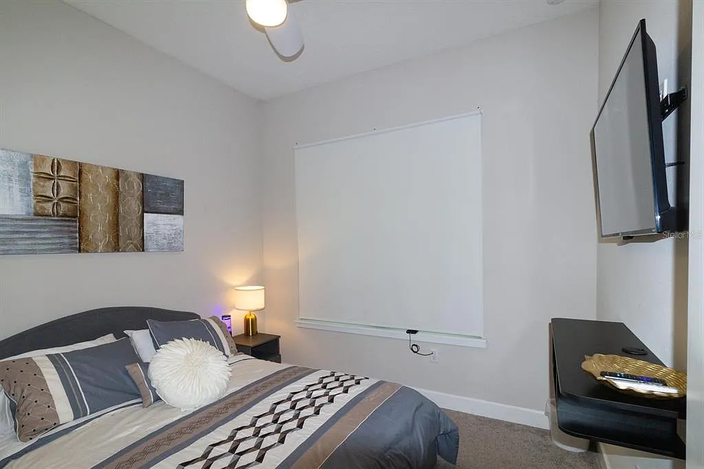 4 bed, 3.0 bath, 1823 sqft, $3,100 — Photo 4